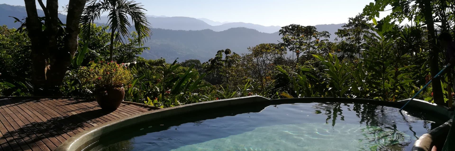 Las Nubes Natural Energy Resort