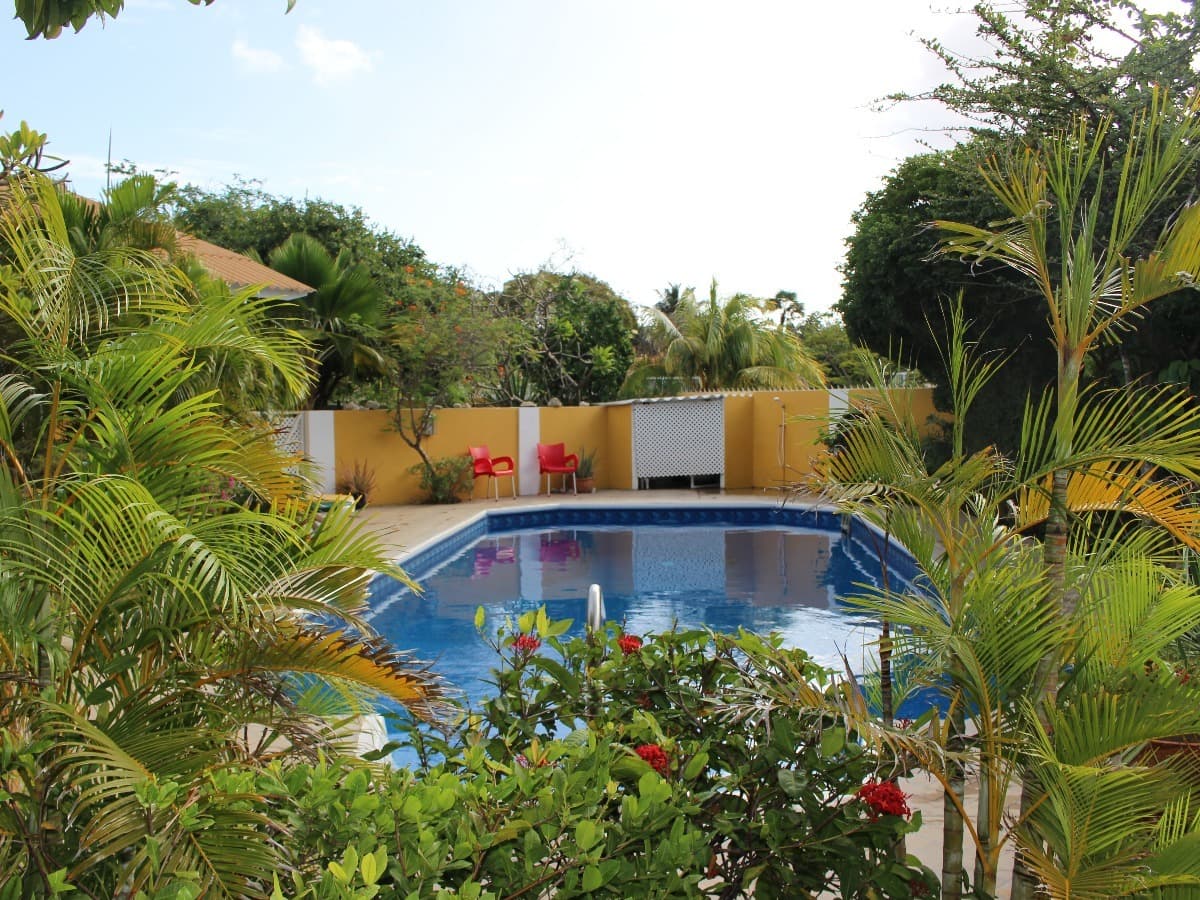 Annidas Sambuya Studios & Apartments