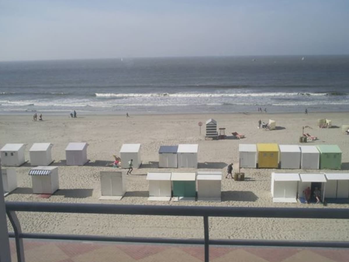Blankenberge:studio(4 pers) en 2 app(5 of 6 pers)